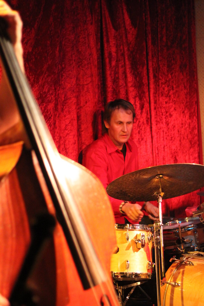 Jazz Stuttgart Kiste - Bernd Settelmaier drums (plus 3 Fotos)