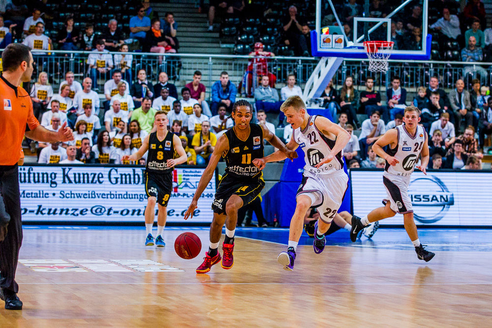 JBBL TOP4, Young Dragons Quakenbrück (U16) gegen Porsche Basketball Akademie Ludwigsburg (U16) 1/3