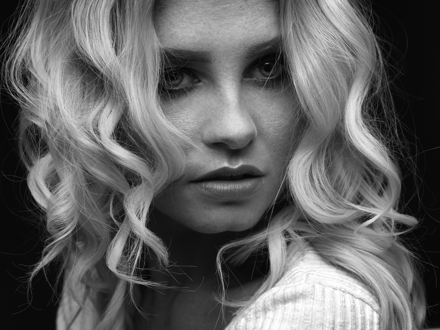 Jeanette Foto & Bild | fashion, studio, frauen Bilder auf fotocommunity
