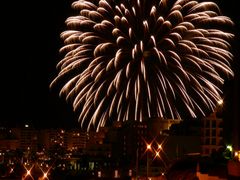 jede Menge Feuerwerk