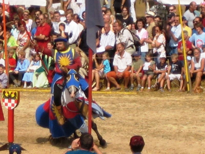 JEDENSPEIGEN Ritterfest 2006 037