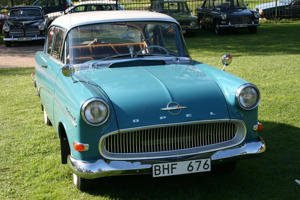 Jeder Popel Fahrt Nen Opel Foto Bild Autos Zweirader Oldtimer Oldtimer Youngtimer Bilder Auf Fotocommunity