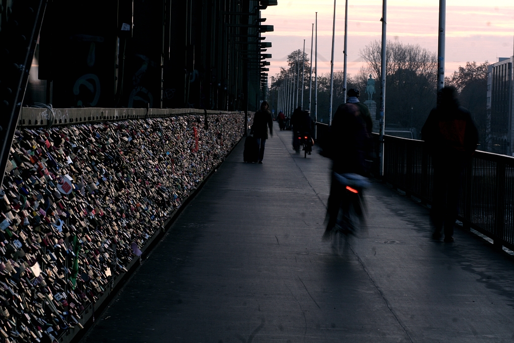 Jeder Tag wird erst schön durch die Liebe