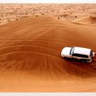 Jeep in Wüste