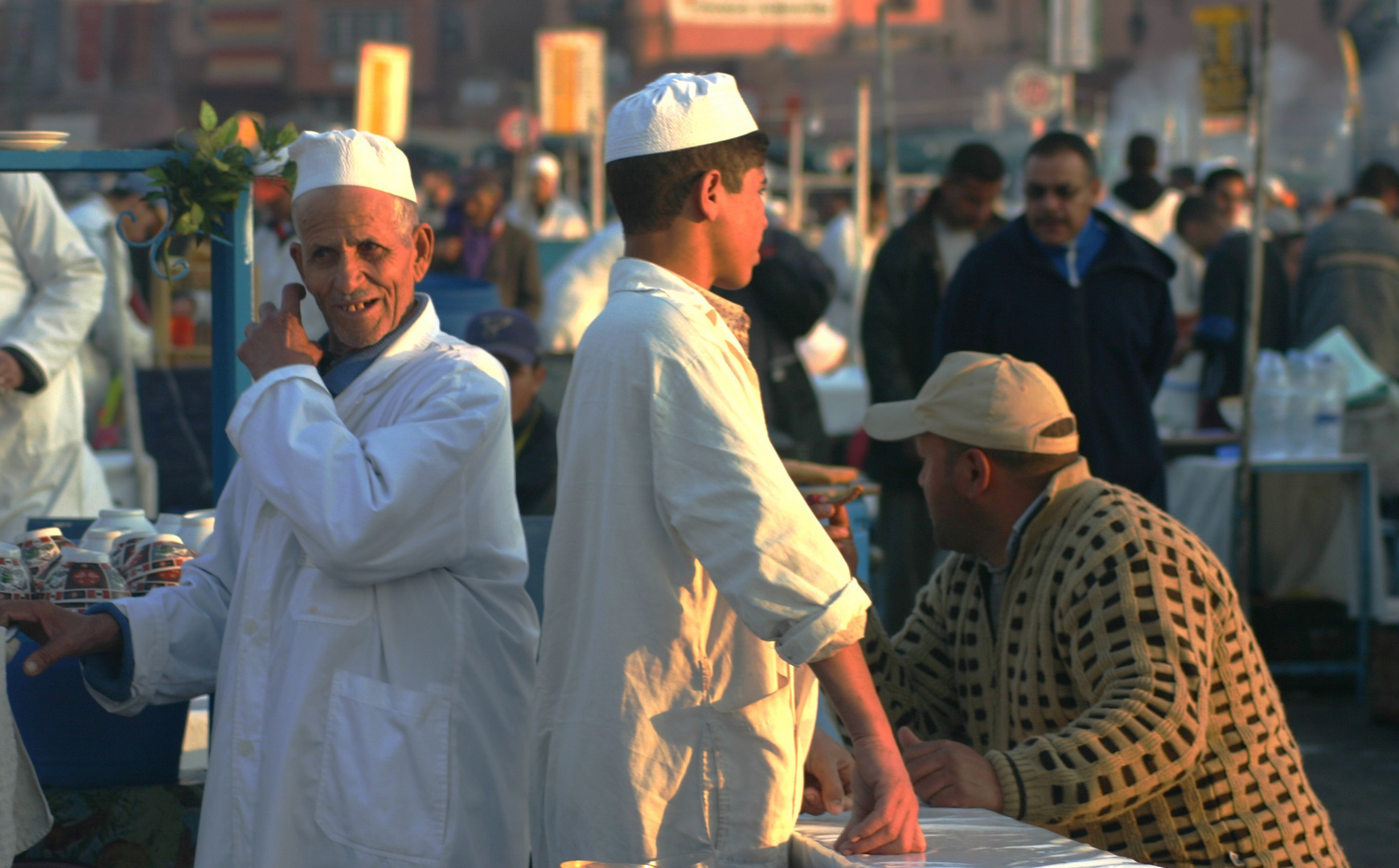 JEMAA EL FNA , Je t'aime,moi non plus