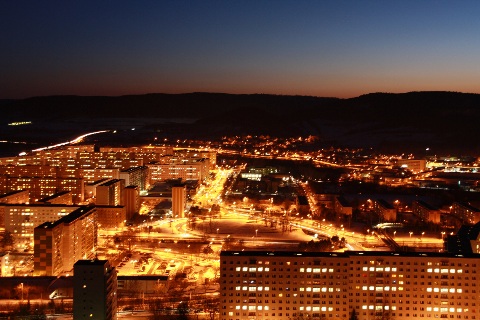 Jena Lobeda bei Nacht