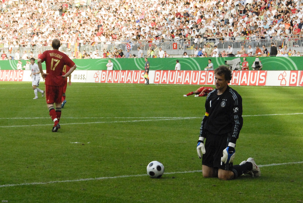 Jens Lehmann nach dem 2:2 Gegentreffer