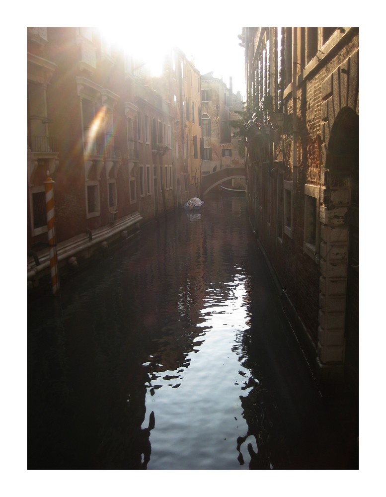 Jenseits des Canale Grande.