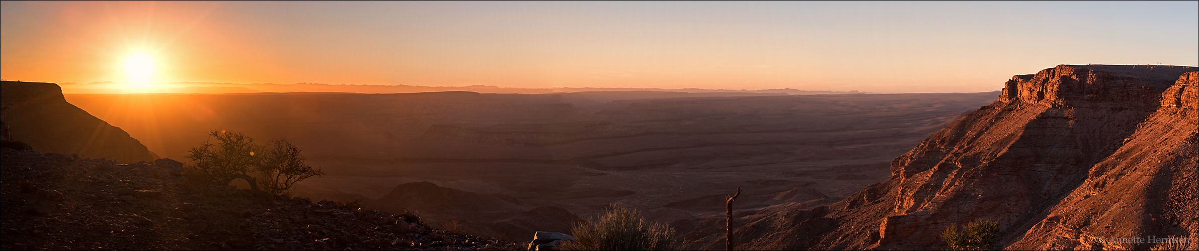 Jenseits von Afrika [41] - Sunrise at Fish River Canyon