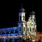 Jesuitenkirche eingehüllt in Farben