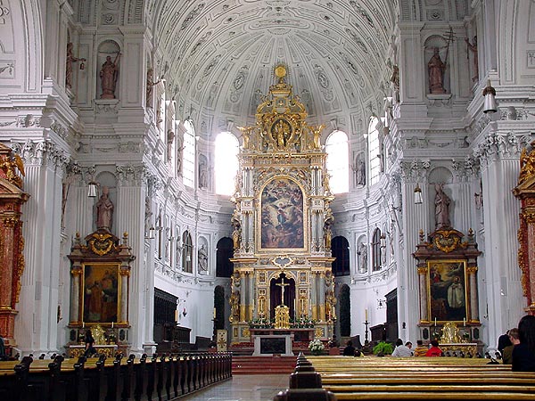 Jesuitenkirche Innenansicht