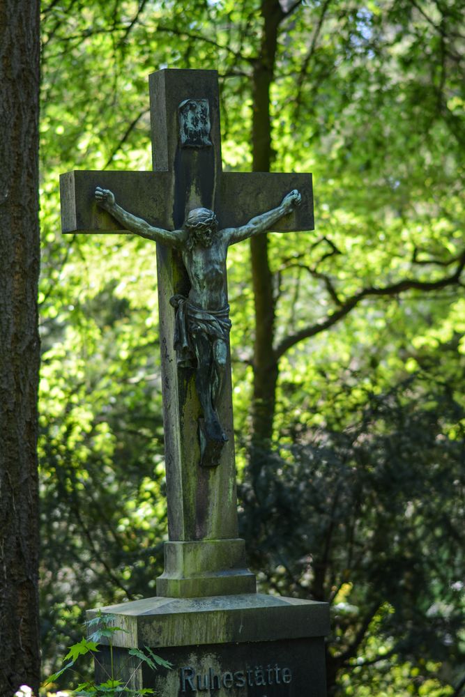 Jesus: Grabmal auf dem Frankfurter Hauptfriedhof