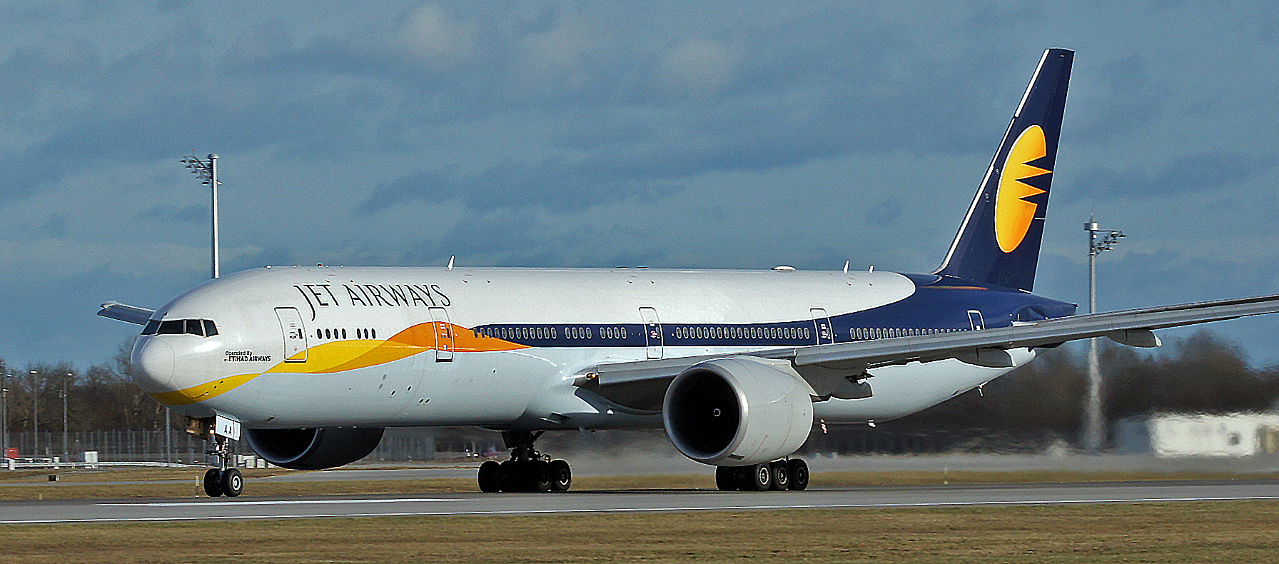 JET AIRWAYS / Operated by ETIHAD AIRWAYS