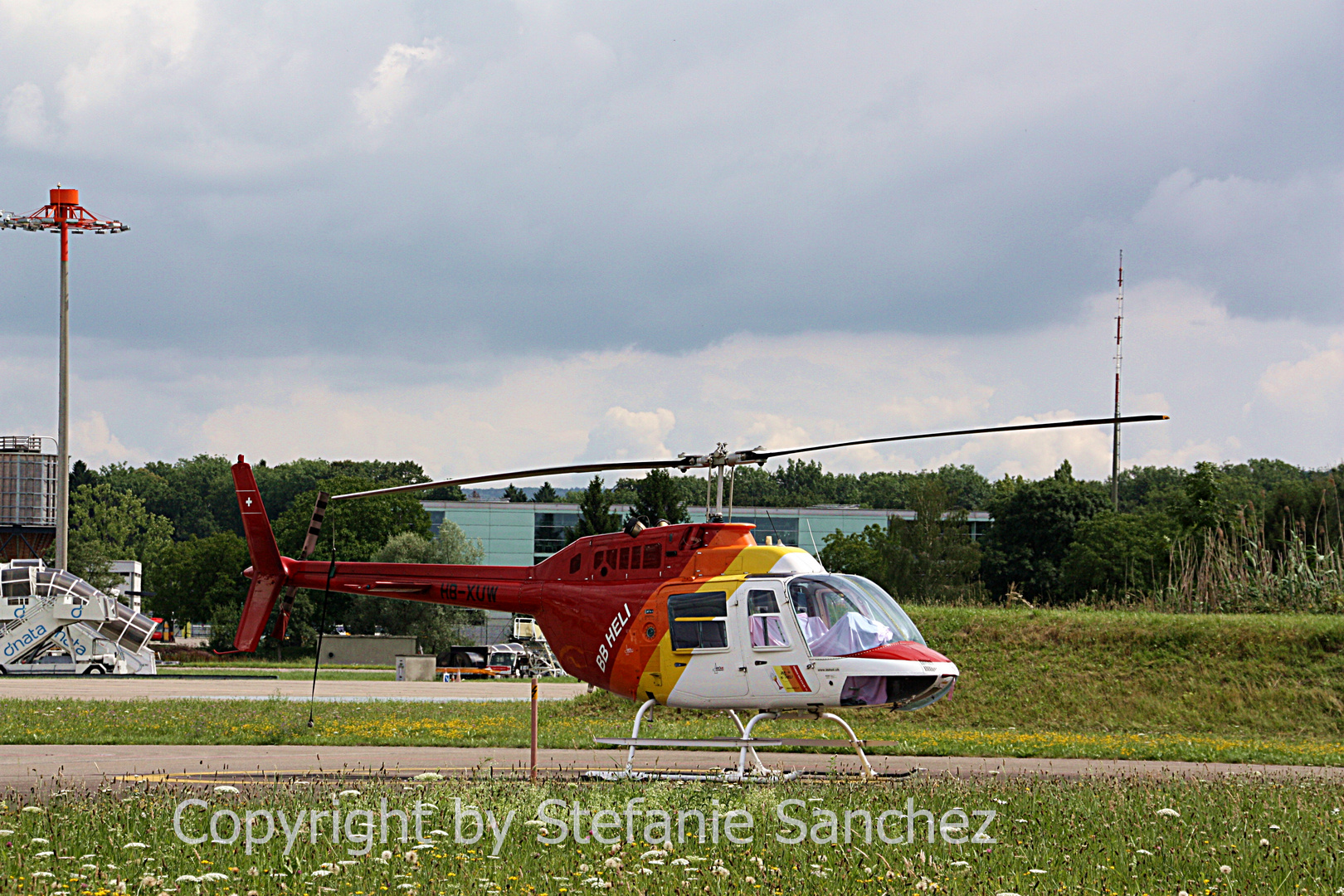 Jetrager Bell 206 Zürich