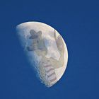 Jetzt endlich, weiß ich wie der Mann im Mond aussieht....