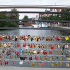 Jetzt heisst sie Liebesbrücke? ;)