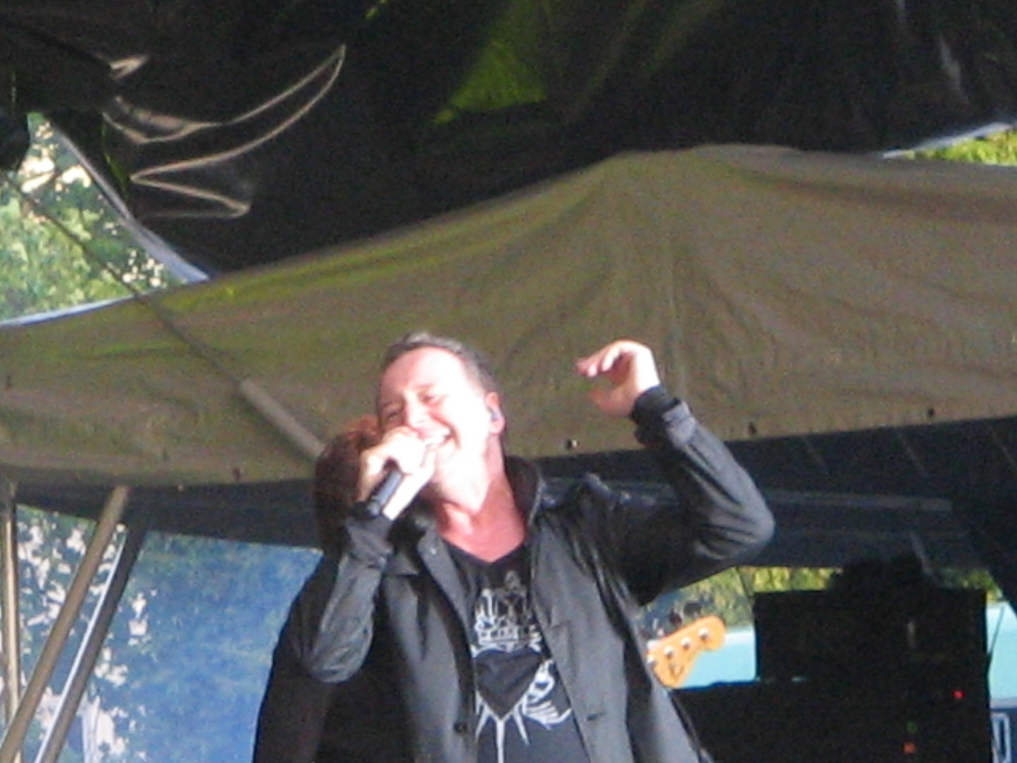 Jim Kerr beim Konzert in Bielefeld 19.06.09