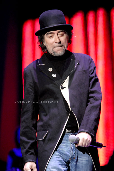 Joan Manuel Serrat y Joaquín Sabina en el velódromo del Estadio Nacional - Santiago Chile 2007