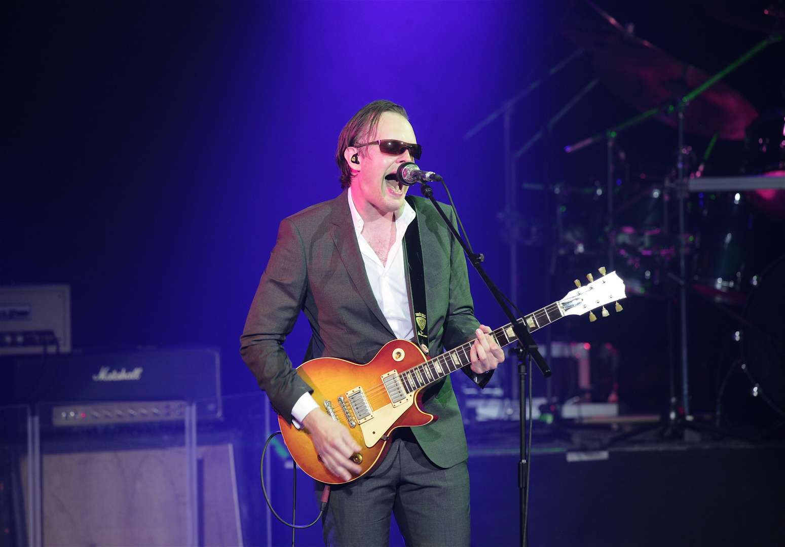 Joe Bonamassa LIVE ACT Freiburg Konzerthaus 9.3.2013 - 5 -