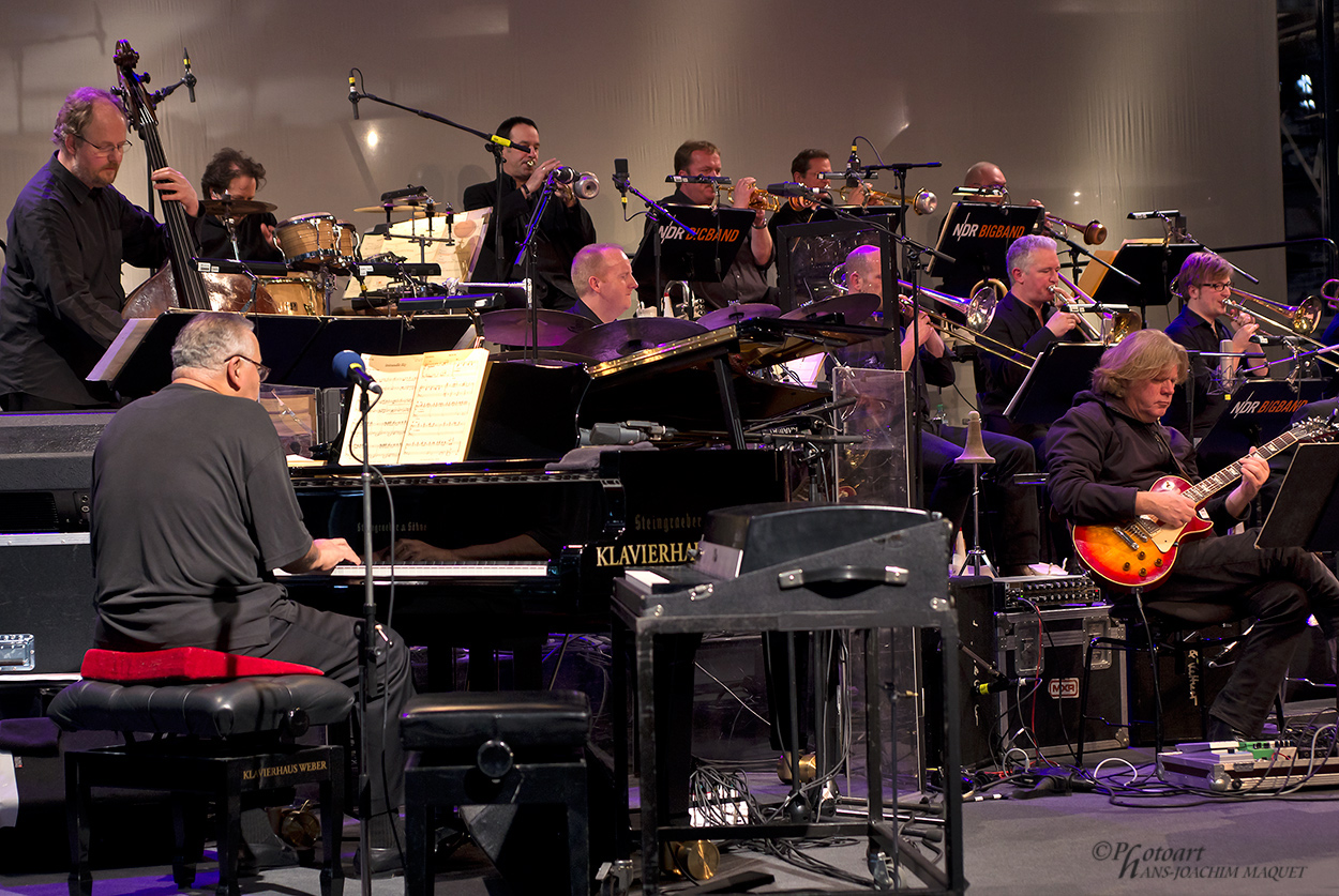 Joe Sample & NDR BIG BAND