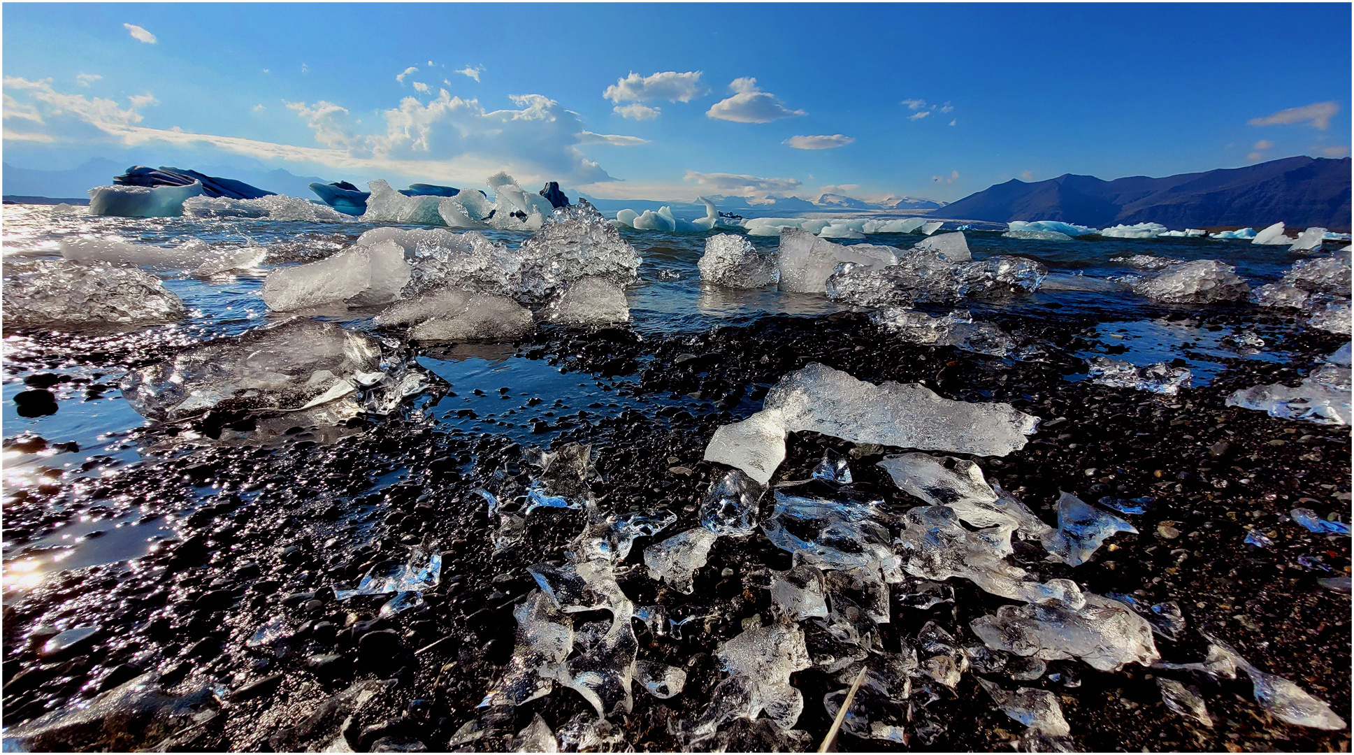 Jökulsárlón on the Rocks (II)