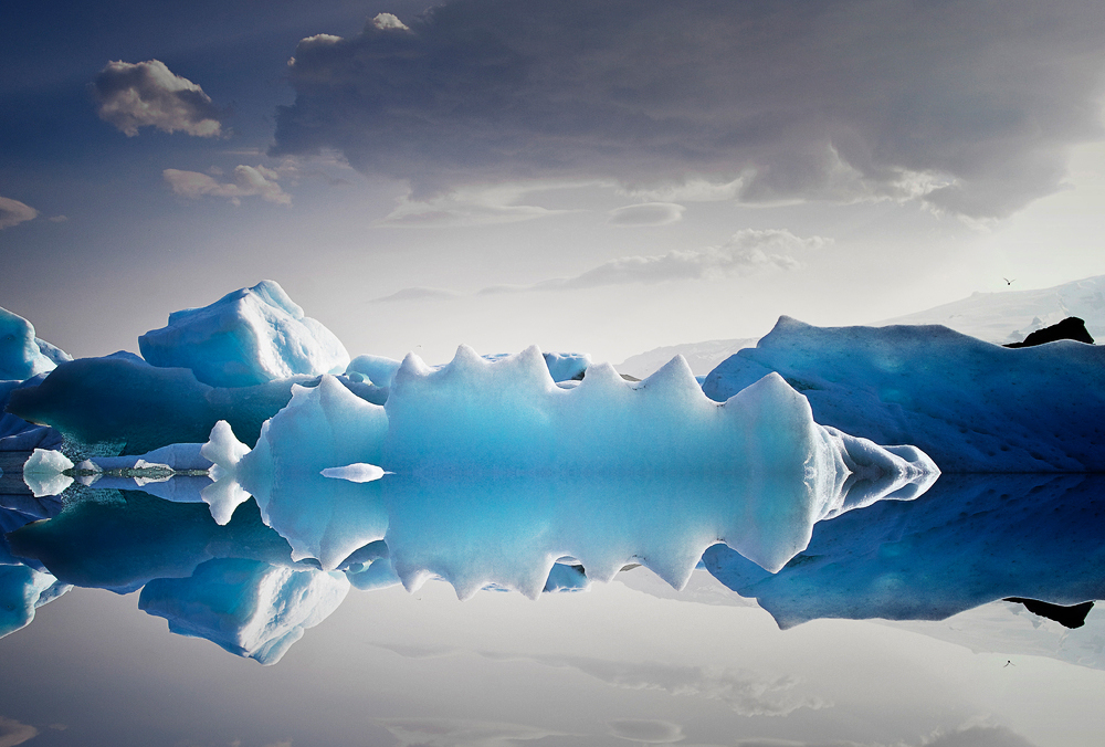 Jökulsarlón Reflection