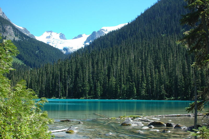 Joffre Lake mit Mt Rohr