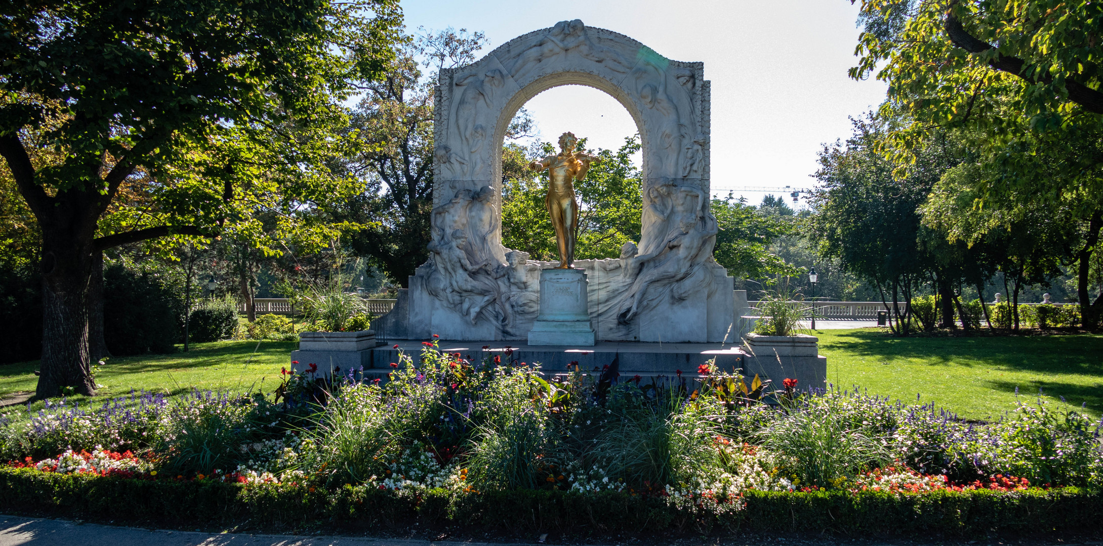 Johann-Strauß-Denkmal