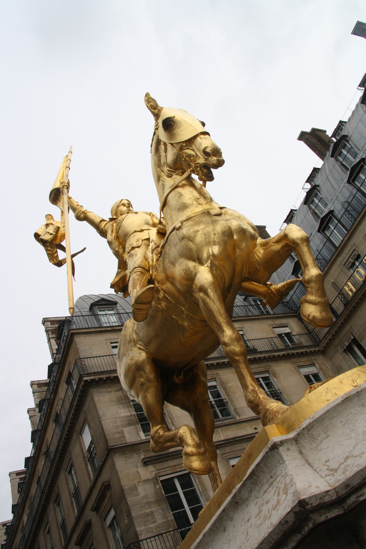 Johanna von Orlean in Paris/Statue