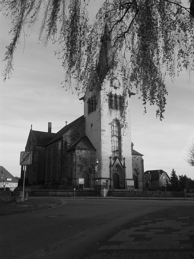 Johannes-der-Täufer-Kirche