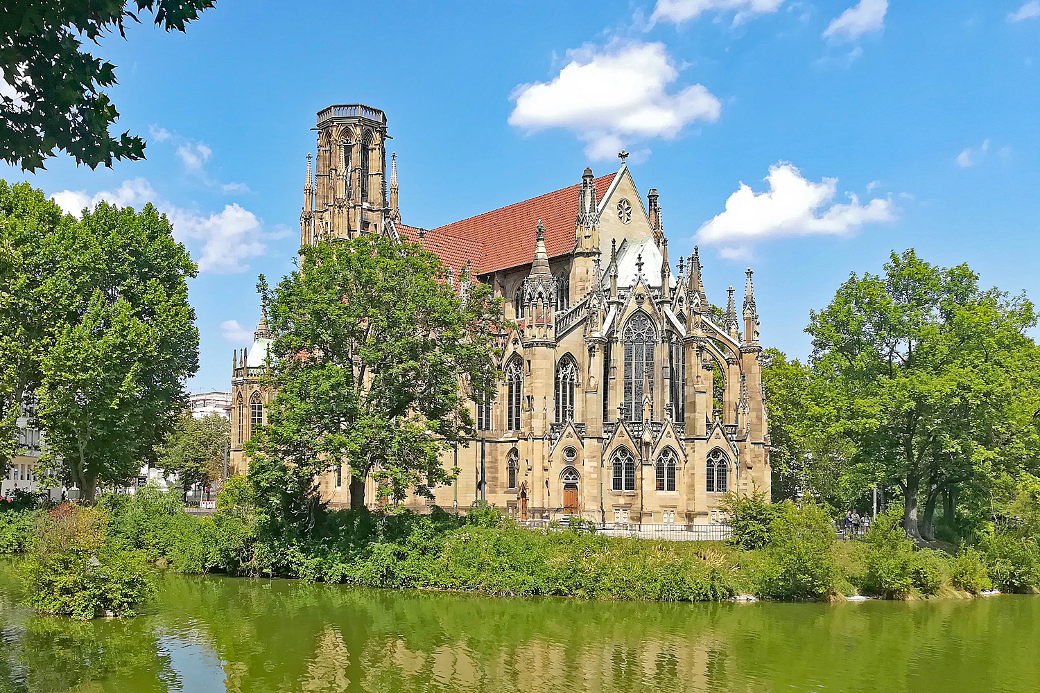 Johanneskirche am Feuersee