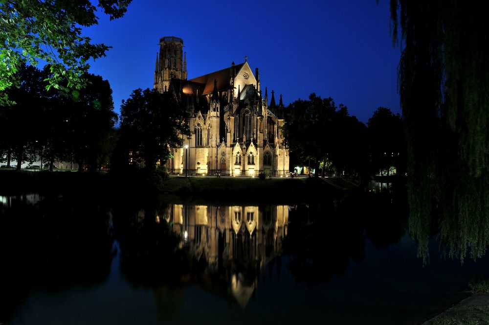 Johanneskirche im Feuersee um 22.00 Uhr