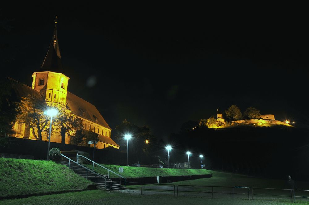 Johanneskirche und Burgruine Weibertreu in Weinsberg