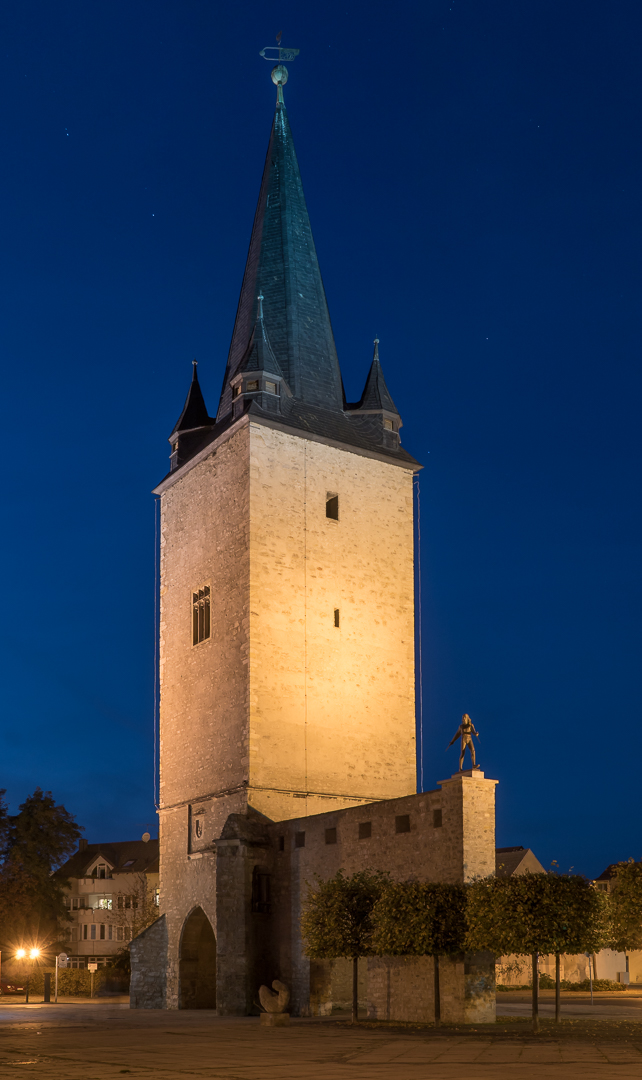 Johannistorturm bei Nacht