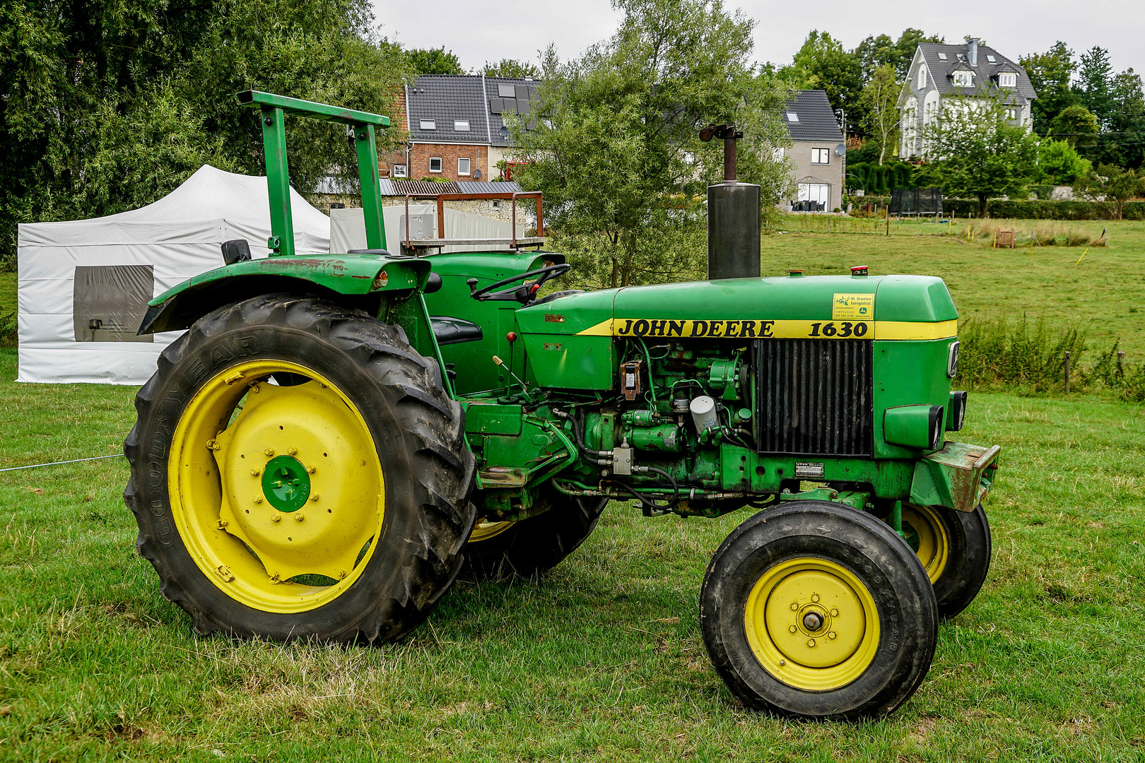 John Deere 1630