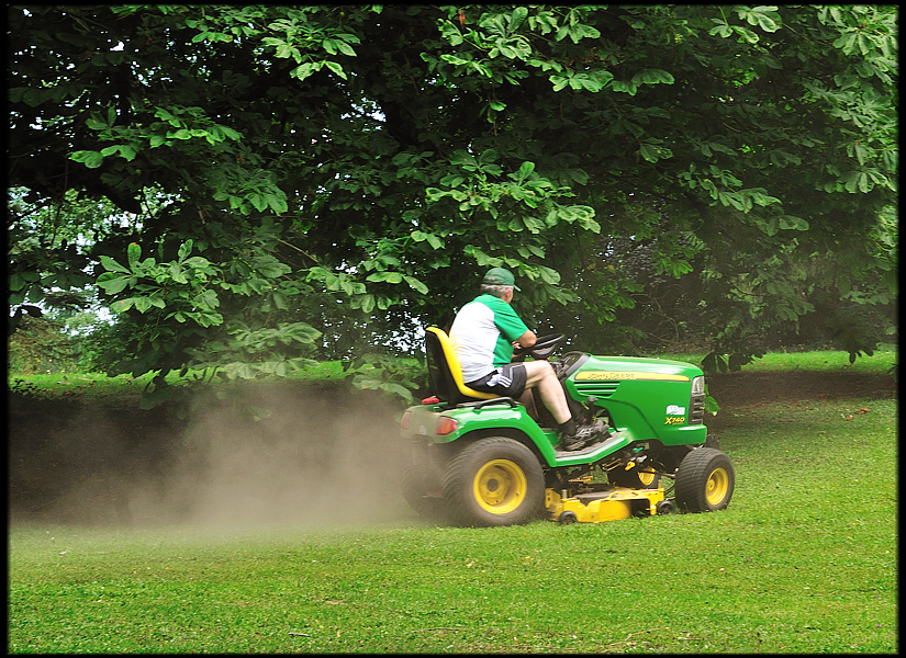 John Deere 2010 A