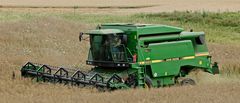 John Deere 2066