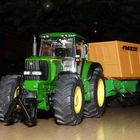 John Deere unter dem Tannenbaum