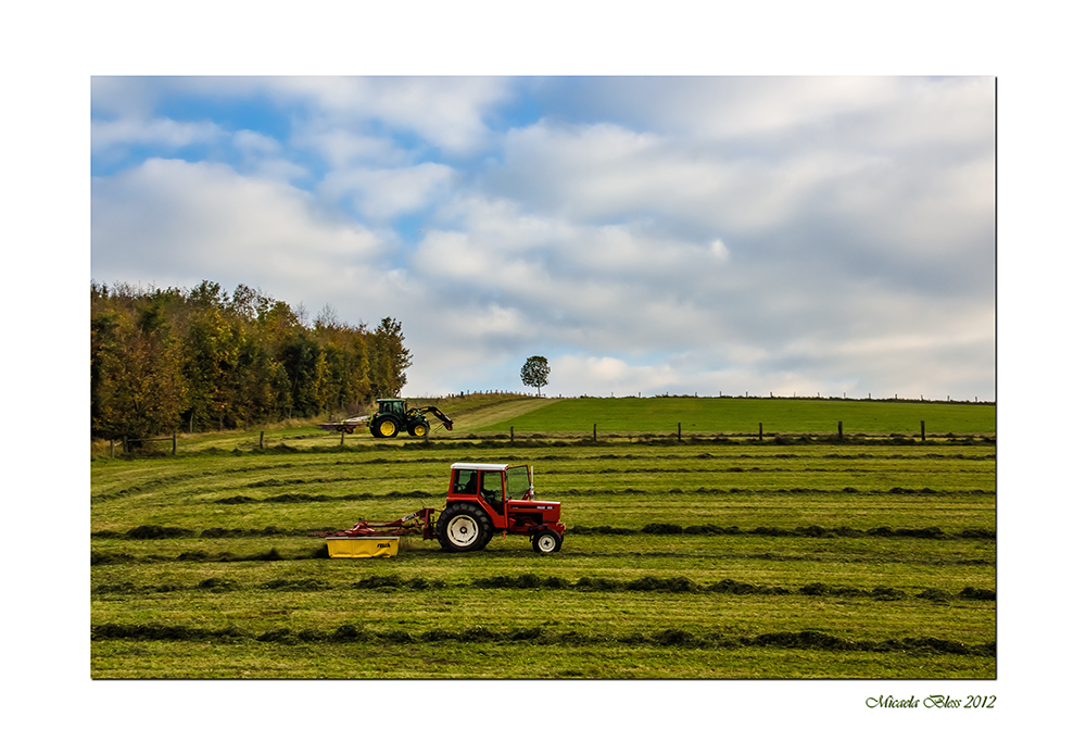 John Deere vs. Renault 651