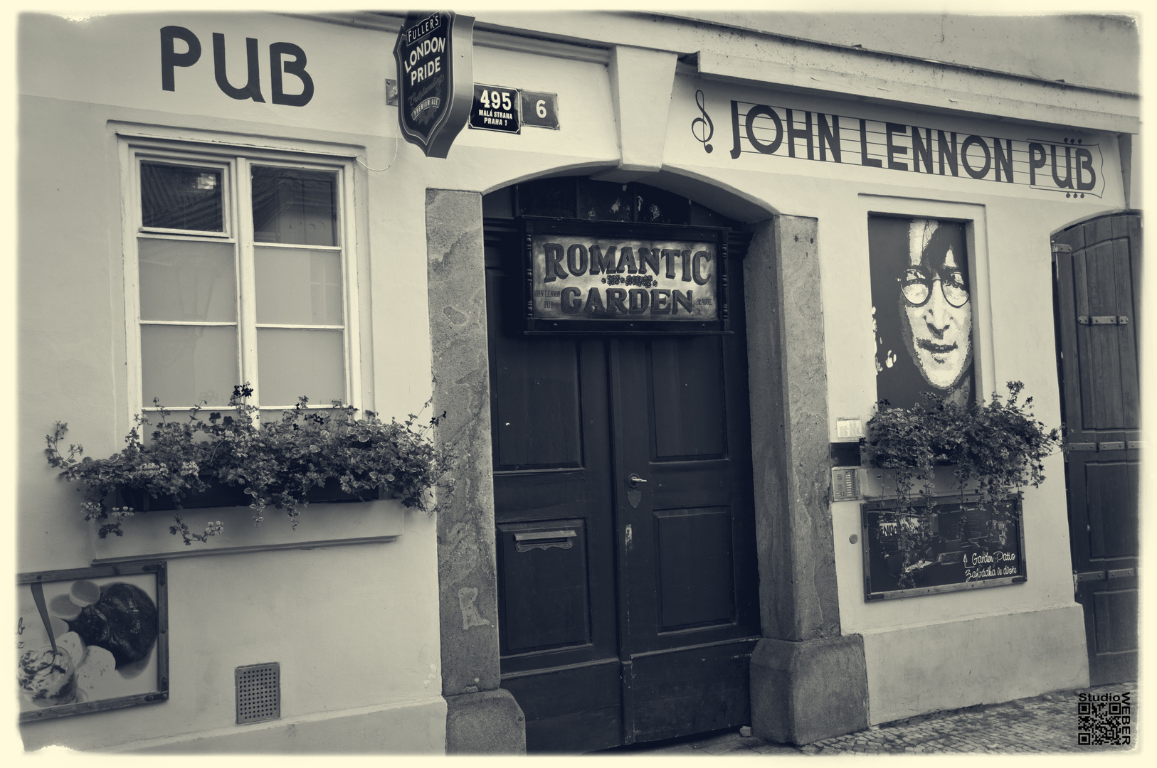 John Lennon pub