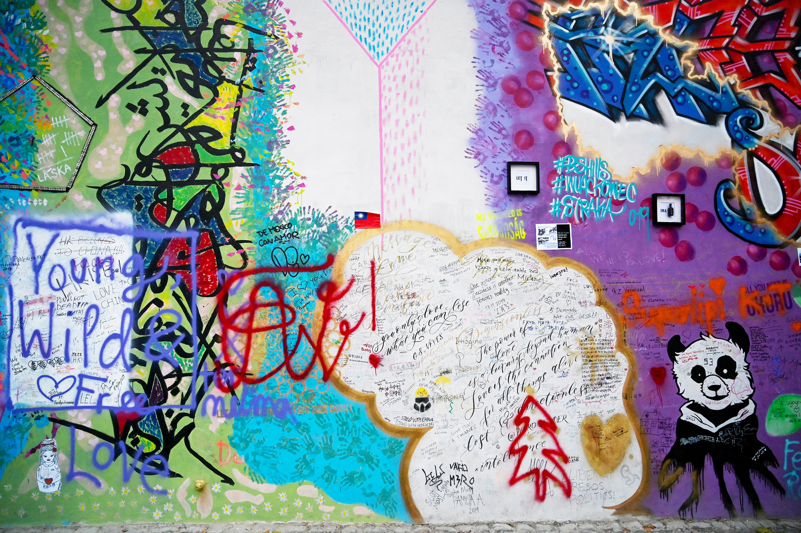 John Lennon Wall 03