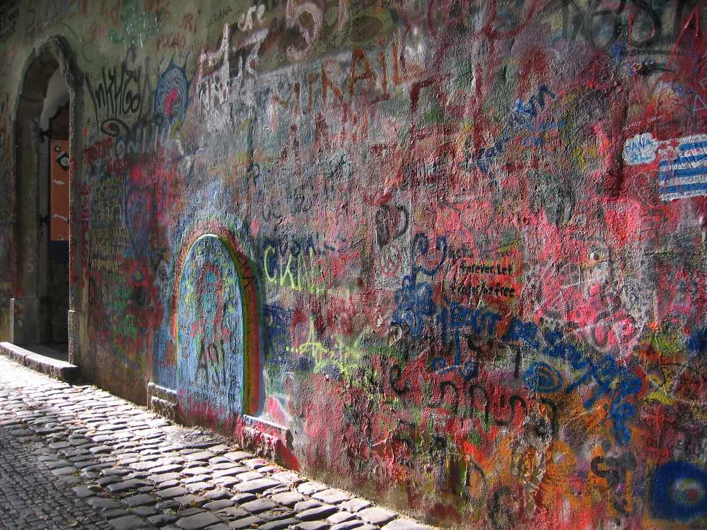 John Lennon Wall in Prag