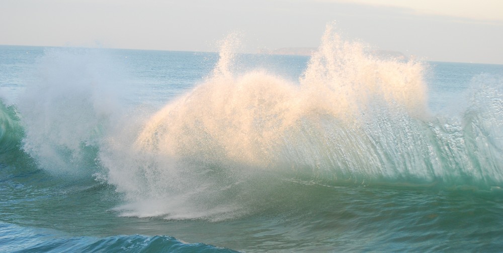 JOLIE VAGUE A ST MALO