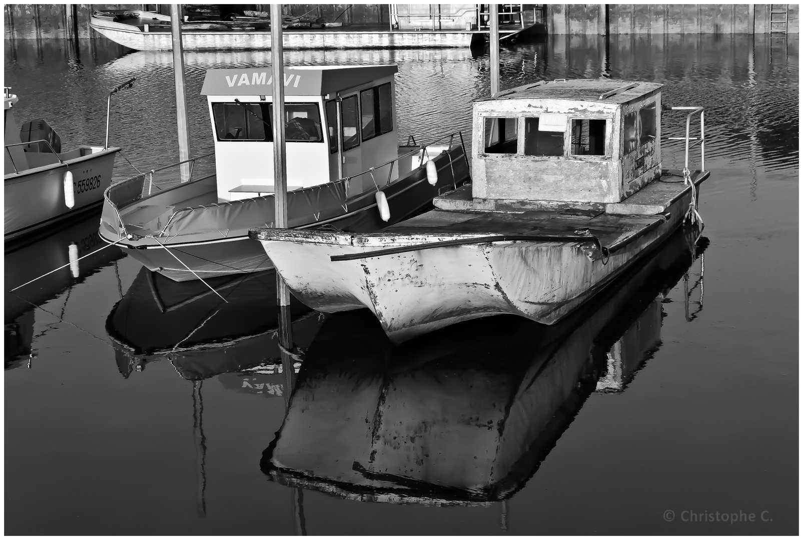 Jolis reflets au Port du Rocher de La Teste de Buch