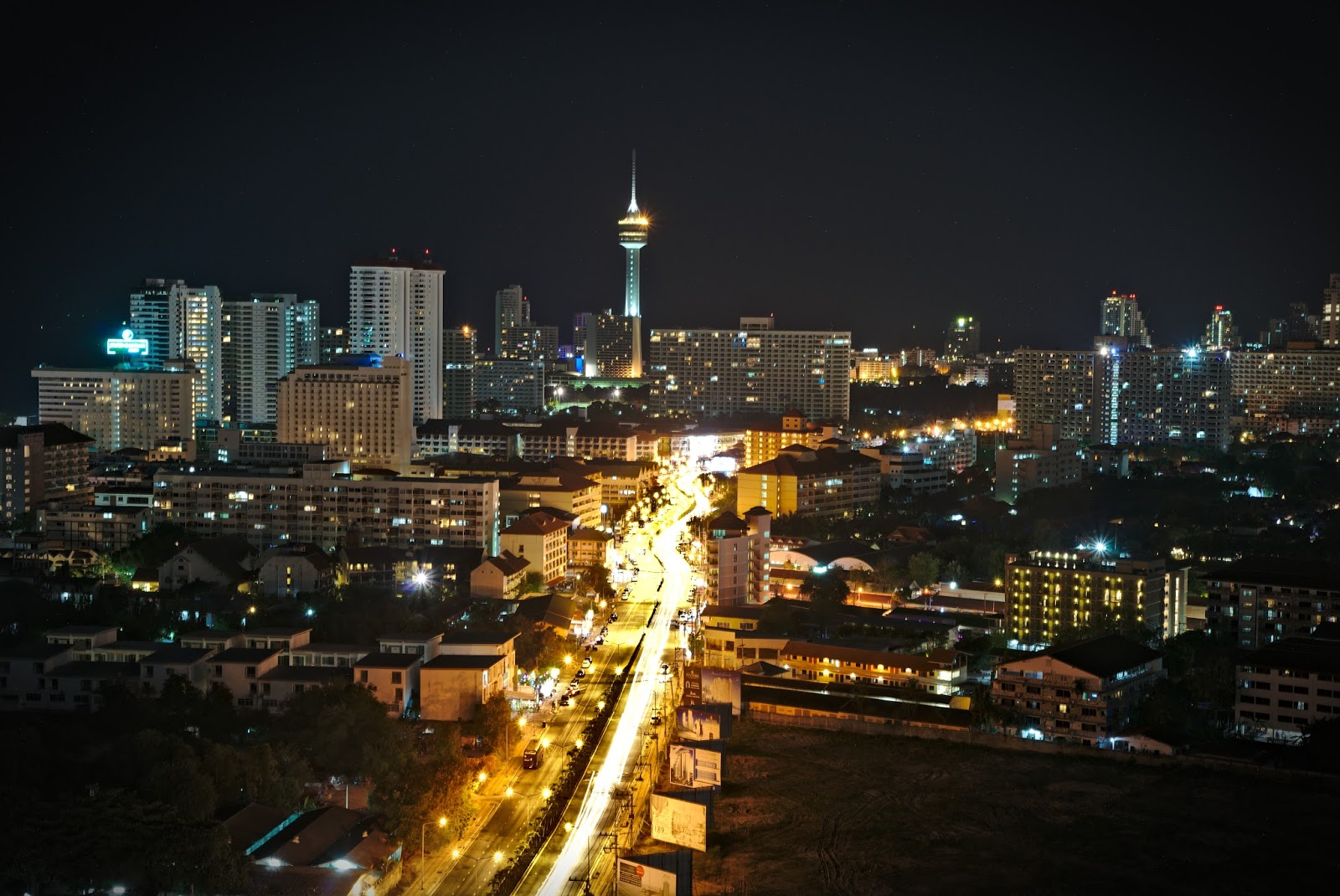 Jomtien at Night