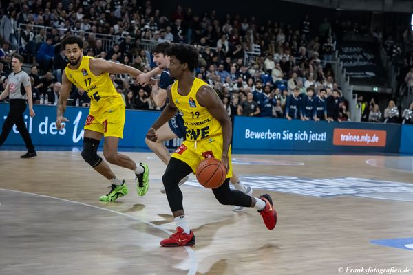 Jon ìl Fugett der EWE Baskets Oldenburg zu Gast im SNP Dome in Heidelberg (02.03.2025)