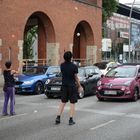 Jongleure an der Roten Ampel