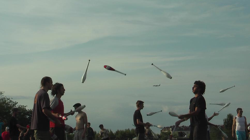 Jongleure im Mauerpark