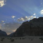 JORDAN WADI RUM Les rayons d'Allah