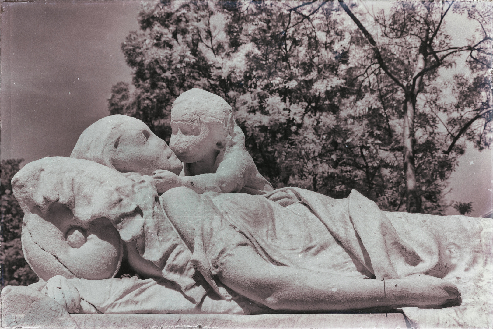  Joséphine Verazzi-Faniel au père Lachaise .